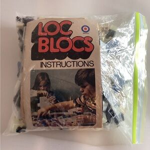 Vintage 1975 Entex Loc Bloc Early Pre Lego Manual & 1 Gallon Bag Full Of Blocks